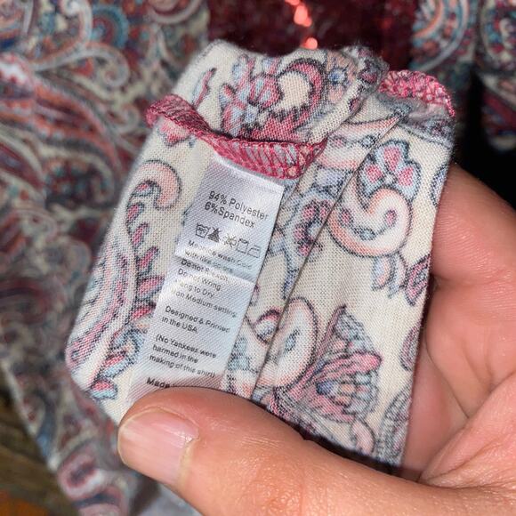 Cheekys Brand Paisley Sequined Pocket Short Sleeve Blouse Women's Size XXL - Picture 4 of 5